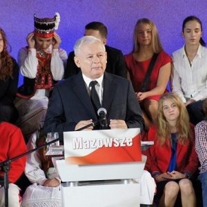 "Polska The Times": Kaczyński premierem, Macierewicz poza rządem