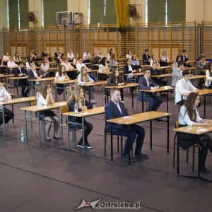 Egzamin gimnazjalny w Ostrołęce [ZDJĘCIA]