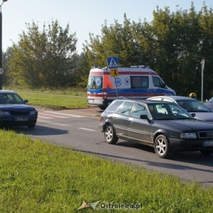 Ostrołęka: Wypadek na ulicy Jana Pawła II. Są poszkodowani [ZDJĘCIA]