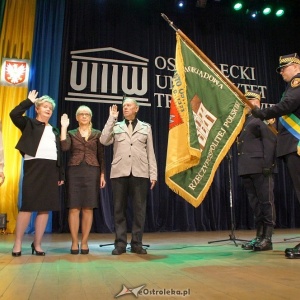 Słuchacze Ostrołęckiego Uniwersytetu Trzeciego Wieku rozpoczęli nowy rok akademicki [WIDEO, ZDJĘCIA]