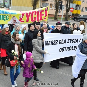 Marsz dla Życia i Rodziny ulicami Ostrołęki [ZDJĘCIA]
