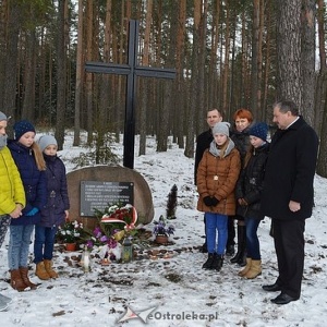 Uroczystości upamiętniające Żołnierzy Wyklętych w Dudach Puszczańskich [ZDJĘCIA]