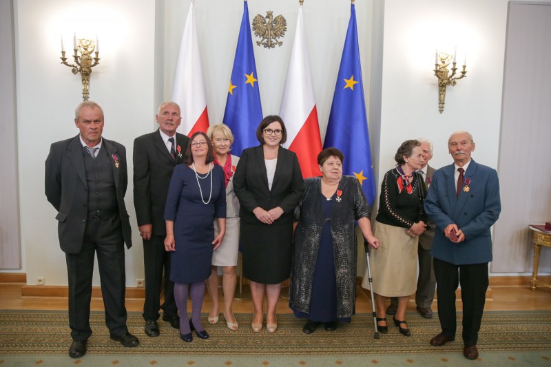 Uroczystość wręczenia odznaczeń dla zasłużonych w działalności na rzecz przemian demokratycznych w Polsce (fot. Krzysztof Sitkowski / KPRP