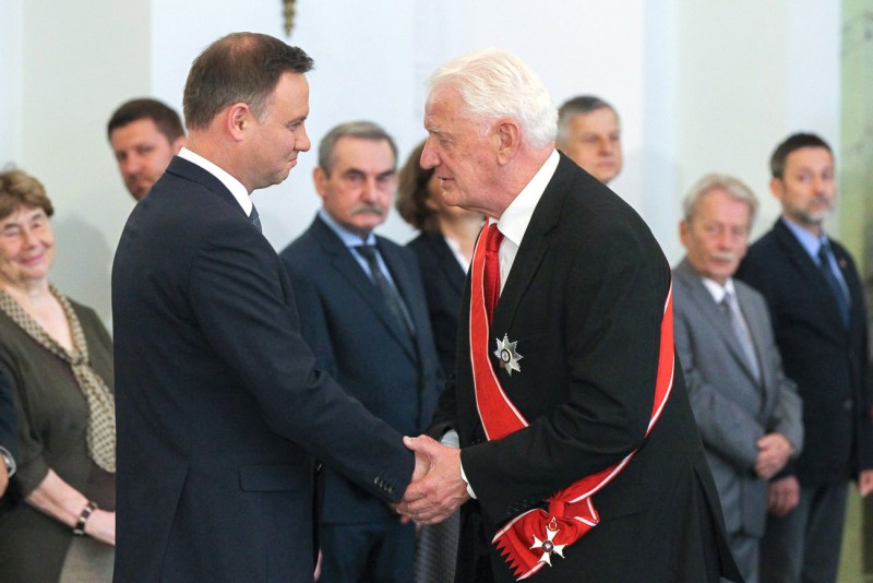 Krzysztof Wyszkowski został odznaczony przez Prezydenta Krzyżem Wielkim Orderu Odrodzenia Polski, fot. Grzegorz Jakubowski/KPRP