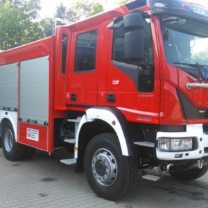Strażacy ochotnicy z Łysych mają nowy wóz ratowniczo-gaśniczy [ZDJĘCIA]