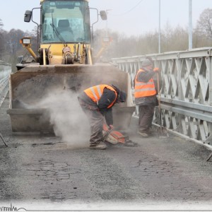 Uwaga kierowcy! Utrudnienia na moście tymczasowym