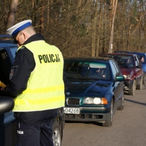 Wysyp pijanych kierowców na drogach naszego powiatu. Rekordzista miał 3 promile!