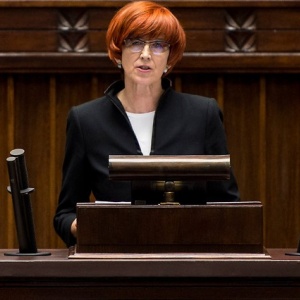 Minister Rafalska przedstawiła w Sejmie program Rodzina 500 plus
