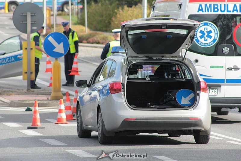 Do niebezpiecznego czołowego zderzenia doszło w sobotę, 23 stycznia w Kadzidle na drodze krajowej nr 53, fot. eOstrołęka.pl