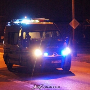 Wypadek drogowy w Jazgarce. Trzy osoby trafiły do szpitala