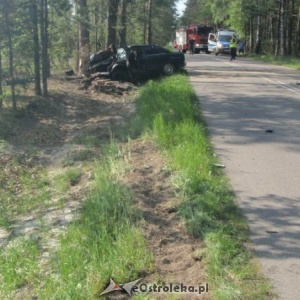 Wypadek pod Ostrołęką. Trzy osoby trafiły do szpitala