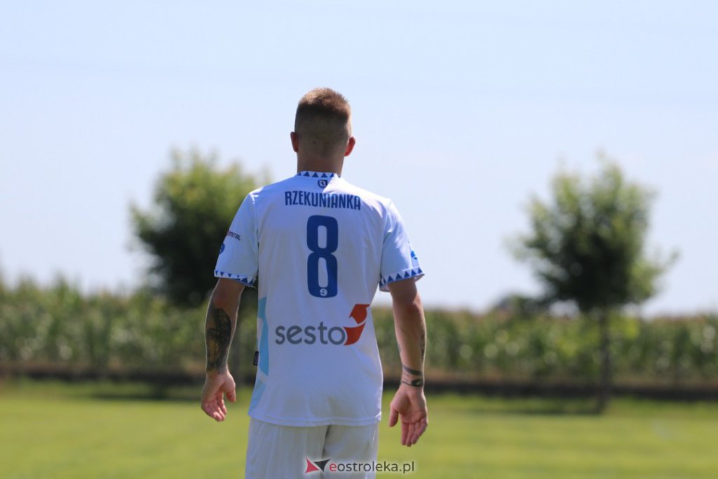 Czas na piłkarskie święto! Rzekunianka Rzekuń walczy o awans do V ligi