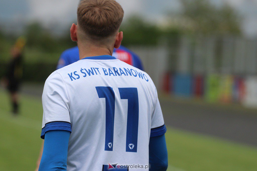 Lider za mocny dla Świtu. Makowianka wygrywa 6:2 w Baranowie