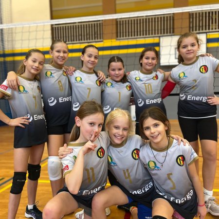 Siatkarskie nadzieje Ostrołęki! Dziewczyny z Nike walczyły w Wasilkowie