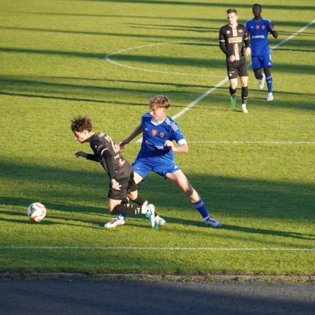 Narew lepsza od PAF Płońsk. Cenne zwycięstwo Niebiesko-czerwonych [ZDJĘCIA]