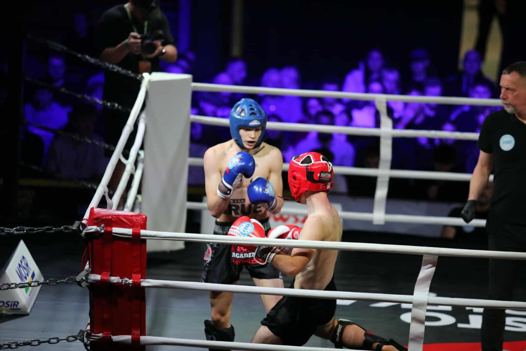 Jelito dominuje i wygrywa przed własną publicznością! [ZDJĘCIA]