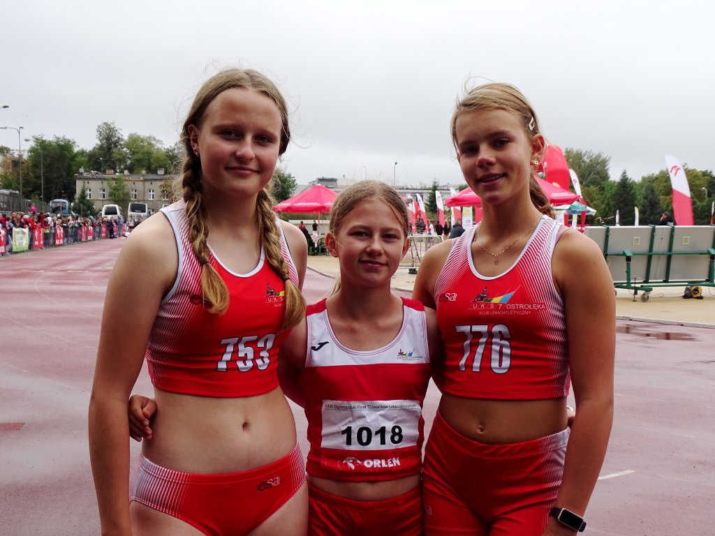 Dziewczyny z Siódemki w finale czwartków lekkoatletycznych. Skakały w dal! [WIDEO]