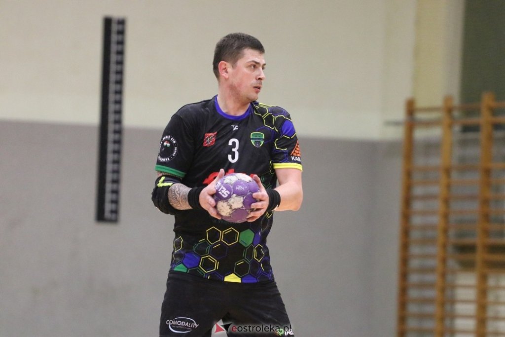 I liga piłki manualnej: SMS ZPRP I Płock wygrał w Ostrołęce po zaciętym pojedynku