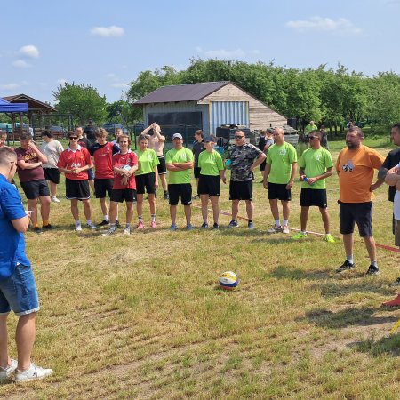 KSK triumfuje w II turnieju siatkówki na trawie w Przytułach Starych