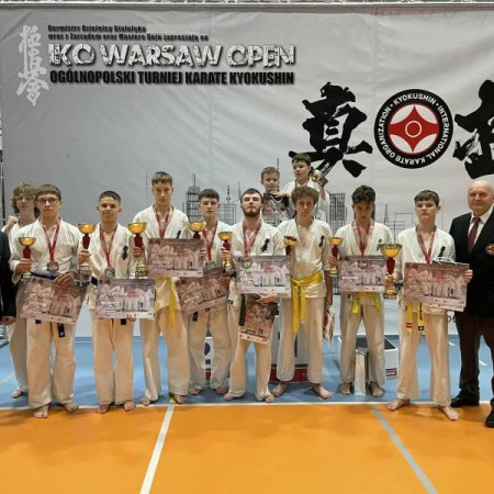 Dziewięć medali karateków z Ostrołęki na IKO Warsaw Open