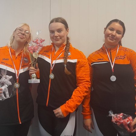 Ostatni start ciężarowców Atlety w tym roku. Medale i rekord! [ZDJĘCIA]