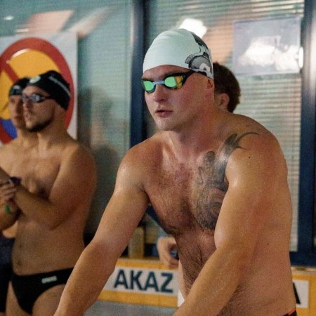 Rafał Majkowski popłynął w Nocnym Praskim Pływaniu. "Optymistyczny prognostyk"