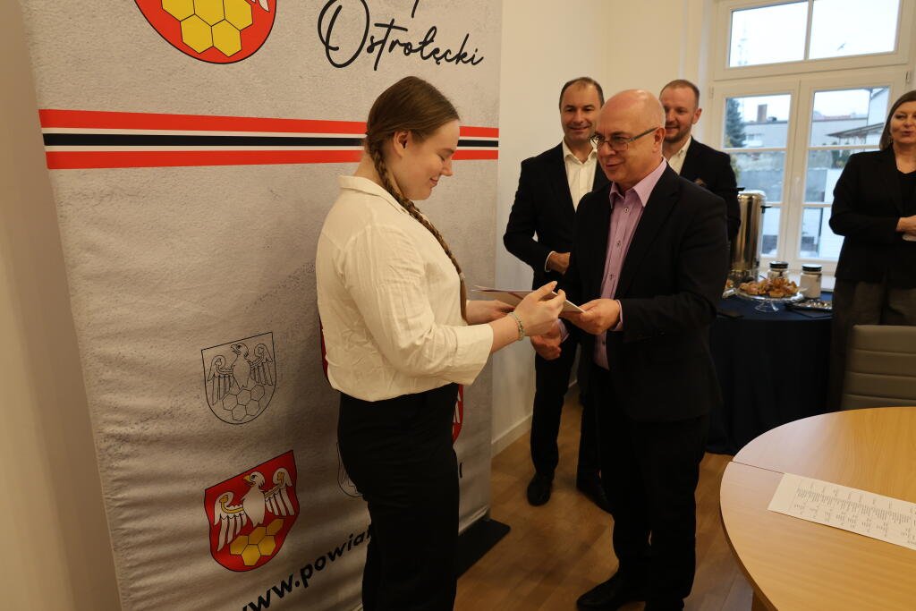 Starosta nagrodził sportowców! [ZDJĘCIA]