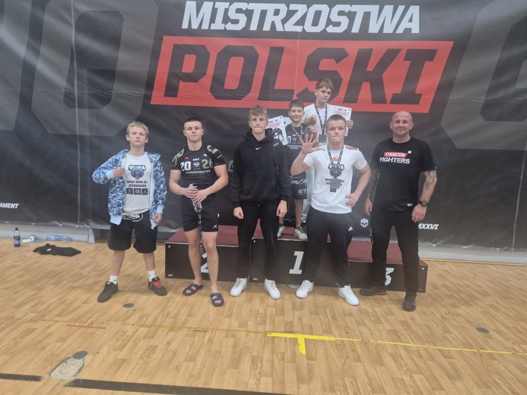 Trzy srebrne medale Victorii Ostrołęka na Mistrzostwach Polski SOLT 2026 w Brazylijskim Jiu-Jitsu