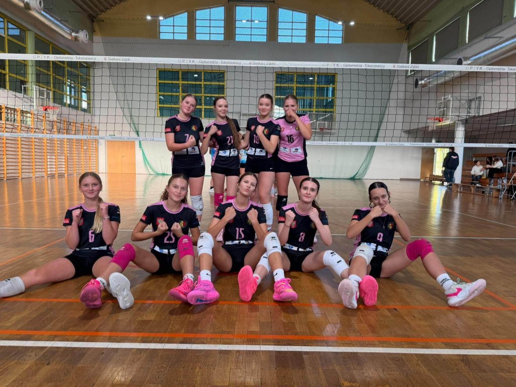 Sprawdzian w Ząbkach zaliczony. Obiecujący początek sezonu kadetek Nike Ostrołęka