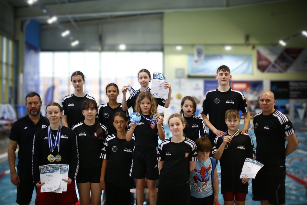 Medalowe weekendy pływaków! Piątka Ostrołęka pokazała klasę