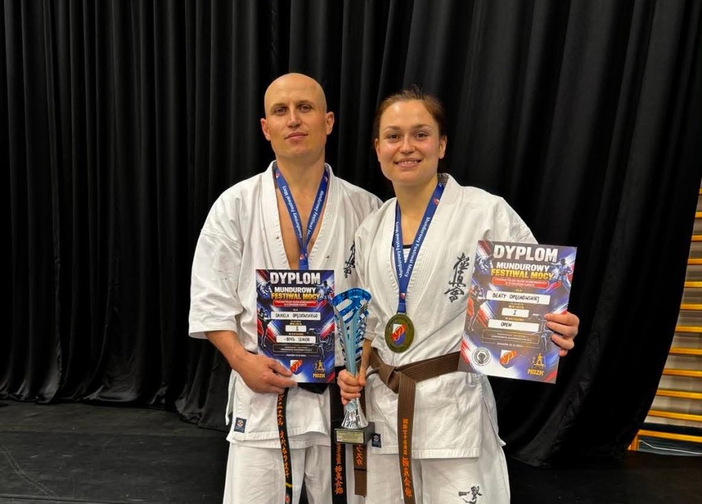 Rodzinna pasja do karate zamieniła się w medale. Opęchowscy na podium!