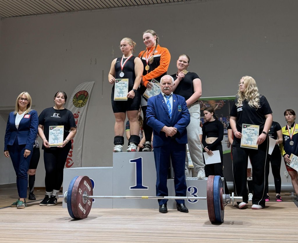 Udany występ UKS Atleta. Dorota Gnoza pokazała klasę. „Piękny start naszej drużyny” [ZDJĘCIA]
