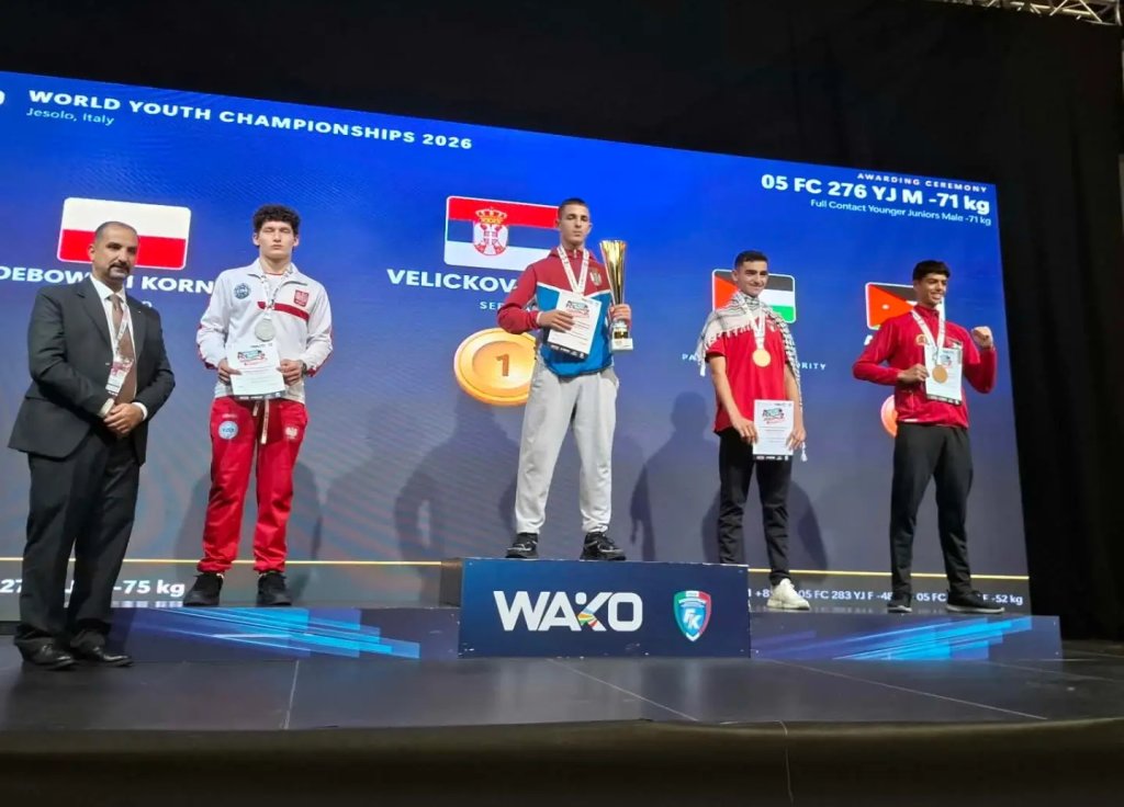Kornel Dębowski wicemistrzem świata! Wielki sukces reprezentanta Fight Academy Ostrołęka