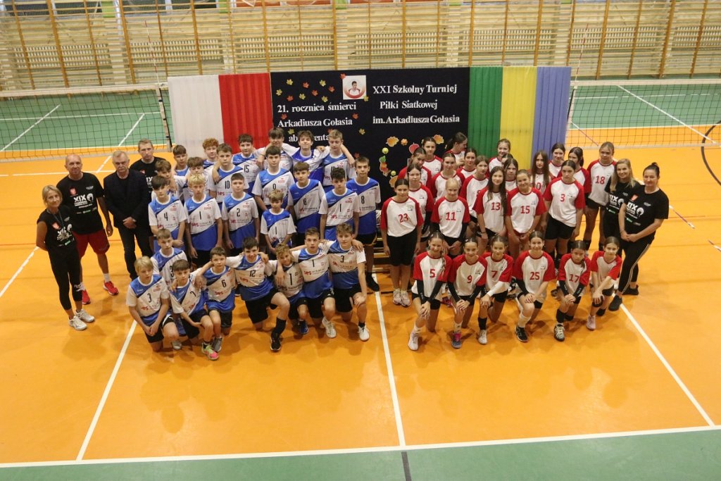 Sportowy hołd dla Arkadiusza Gołasia. "Jego skromność była niesamowita" [WIDEO, ZDJĘCIA]