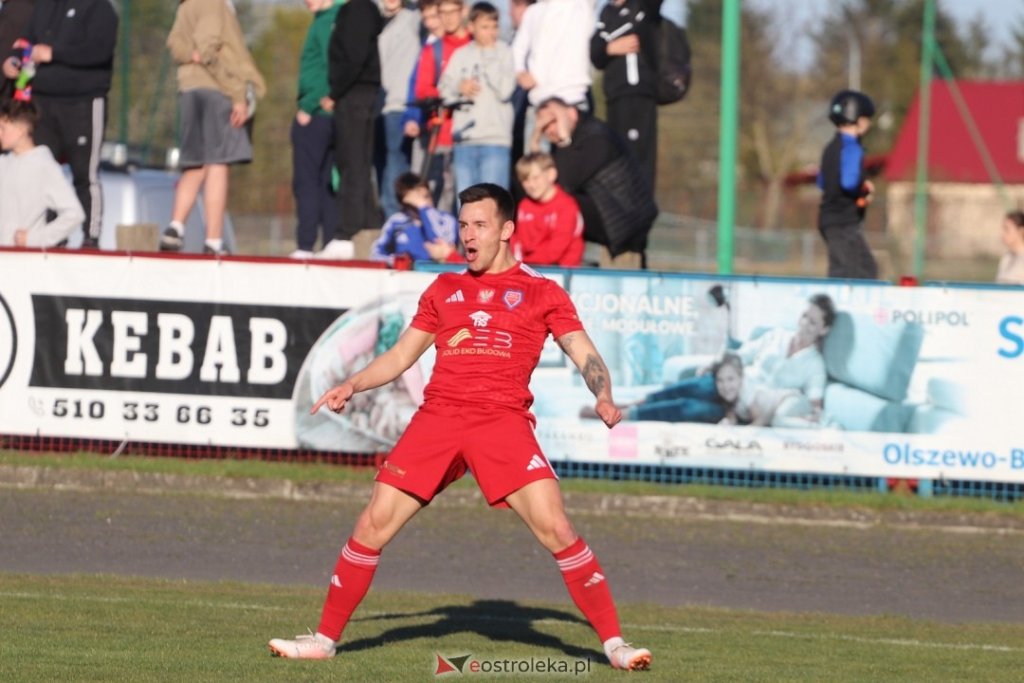 Narew zdobyła ważne trzy punkty! Zdecydował hat-trick Ziemaka