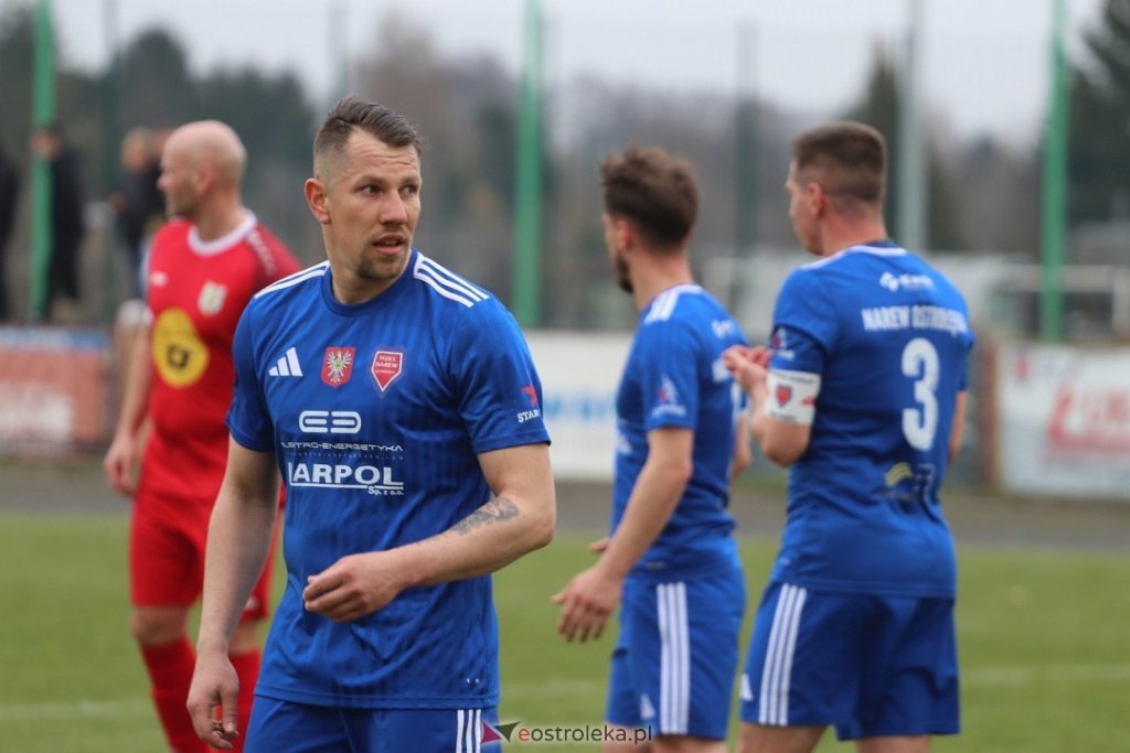 Narew Ostrołęka podejmuje Stoczniowca Płock. Kibice zapowiadają wielki doping!