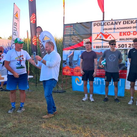 Skolimowscy Mistrzami Trawy! Jubileuszowa "Polówka" w Obierwi za nami [ZDJĘCIA]