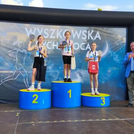 To był dzień Laury! Dwa wygrane biegi utalentowanej zawodniczki