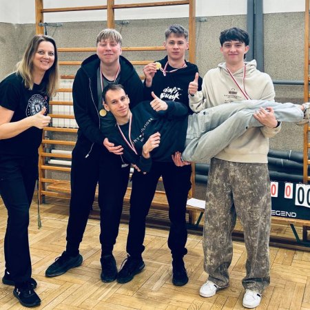 Siatkarskie emocje w ostrołęckiej „Czwórce” [ZDJĘCIA]