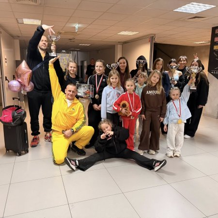 Sukces gimnastyczek Bee Hero Ostrołęka w Opolu. Grad medali na ogólnopolskiej arenie [ZDJĘCIA]