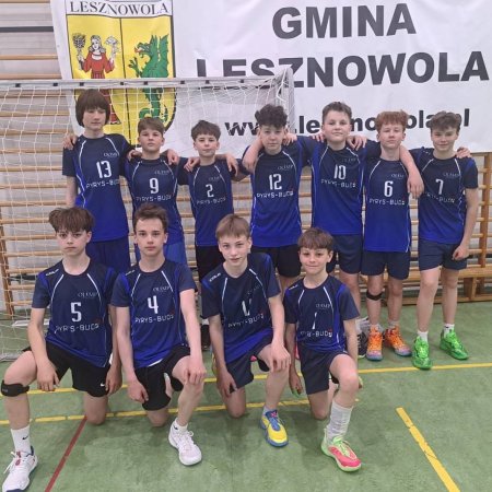 Olimp Ostrołęka pokazał klasę w Mysiadle. Wiemy, kto walczy dalej