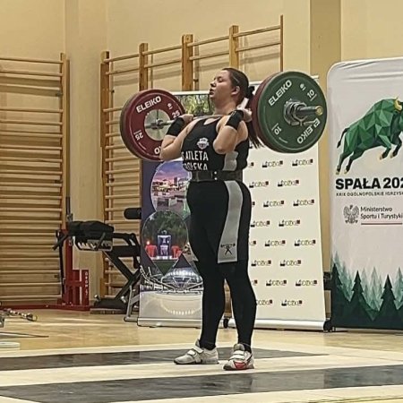 UKS Atleta Ostrołęka. Srebrna Julia z rekordami, Janek dziesiąty podczas Igrzysk Krajowego Zrzeszenia LZS [ZDJĘCIA]