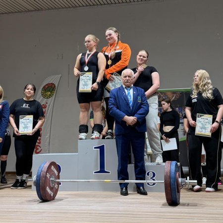 Udany występ UKS Atleta. Dorota Gnoza pokazała klasę. „Piękny start naszej drużyny” [ZDJĘCIA]