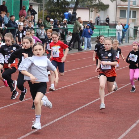 „Kurpiowski Kilometr" wystartował w Kadzidle! Prawdziwe święto sportu [ZDJĘCIA]