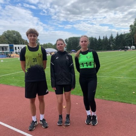 UKS Clan Ostrołęka w Mistrzostwach Mazowsza U16, Lidze NW i Lidze Lekkoatletycznej [ZDJĘCIA]