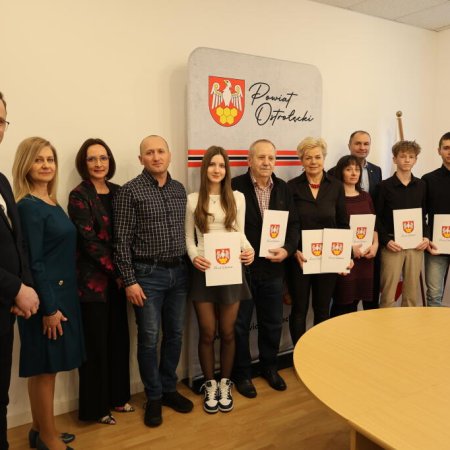 Starosta nagrodził sportowców z powiatu ostrołęckiego! [ZDJĘCIA]
