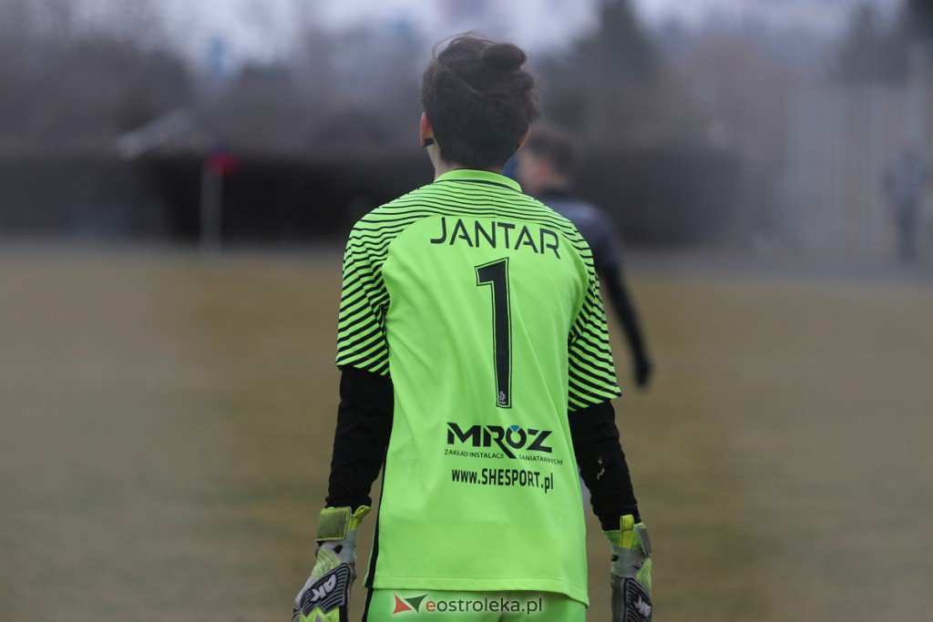 Cztery zawodniczki Jantaru Ostrołęka powołane do kadry U-15 MZPN