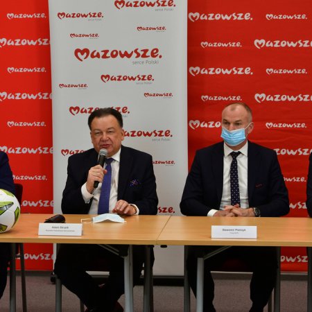 Samorząd Mazowsza wspiera mazowiecką piłkę nożną