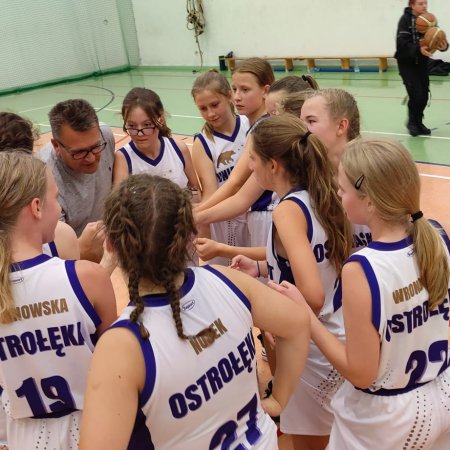 Unia Basket Ostrołęka najlepsza w turnieju w Bydgoszczy!