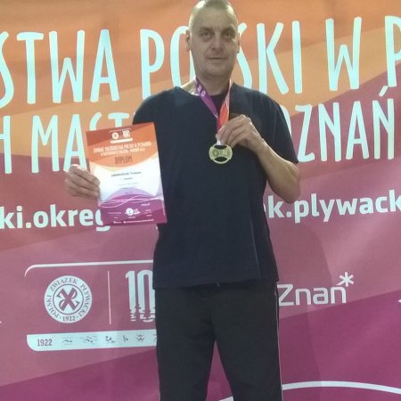 Pływak UŚKS ze złotem Mistrzostw Polski Masters